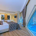 & Отель 5*