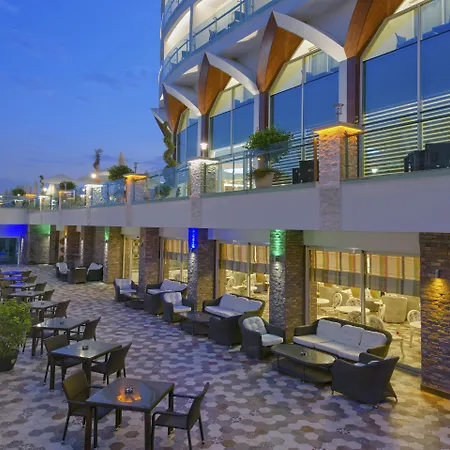 亚洲海滩度假村 ＆ Spa酒店 阿拉尼亚