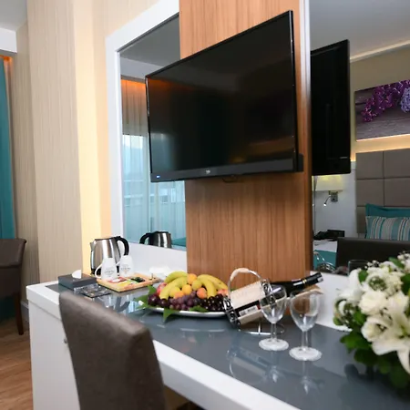 Hotel &